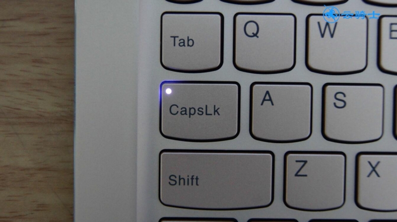 键盘26字母键被锁怎么解