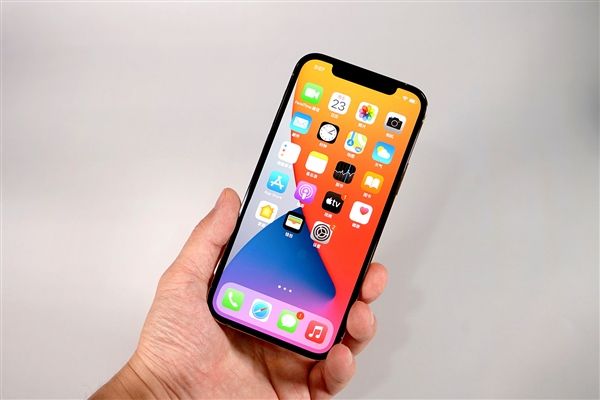 iPhone用久了变得太卡了怎么办？该怎么改善卡顿？长知识了