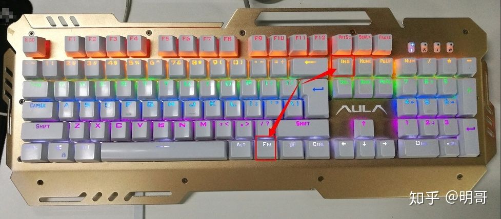罗技键盘怎么调灯光特效（机械键盘灯开关是哪个键）(1)
