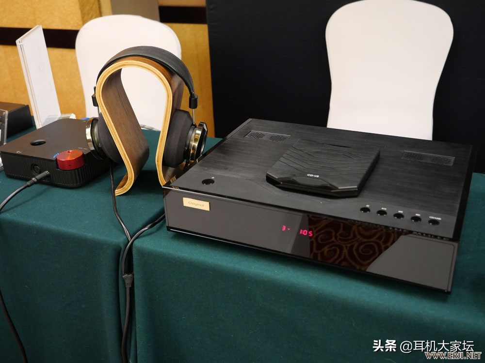 耳机图片大全（上海世界耳机展览会）(27)