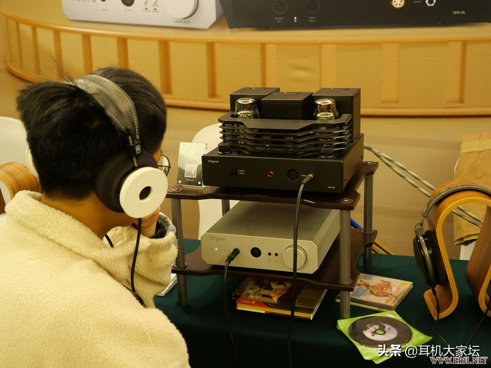 耳机图片大全（上海世界耳机展览会）(26)