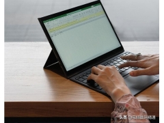 英特尔pc平板二合一（笔记本平板二合一电脑哪个好）