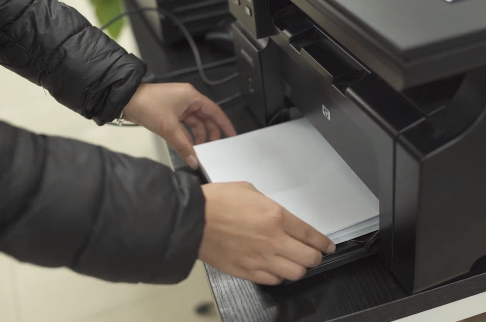 打印机怎么复印东西步骤操作（办公室打印机怎么复印教程）(2)
