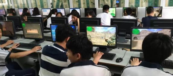 网上u盘怎么选择（u盘usb3.0和usb3.2哪个实用）(1)