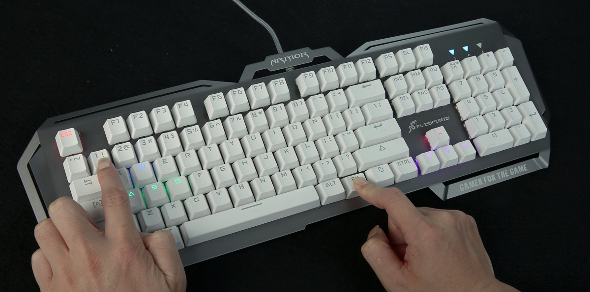 键盘怎么调灯光特效（普通机械键盘灯光颜色怎么切换）(9)
