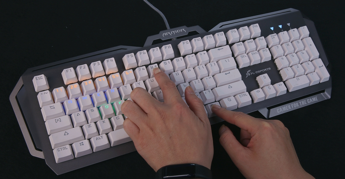 键盘怎么调灯光特效（普通机械键盘灯光颜色怎么切换）(16)
