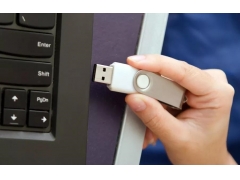 电脑u盘认不到了怎么办（电脑无法识别U盘学会这5步操作）