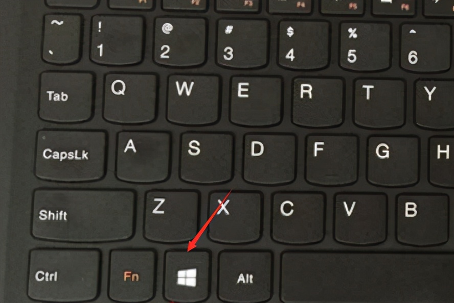 键盘上的win键在哪里（电脑win键的正确使用方法）(1)