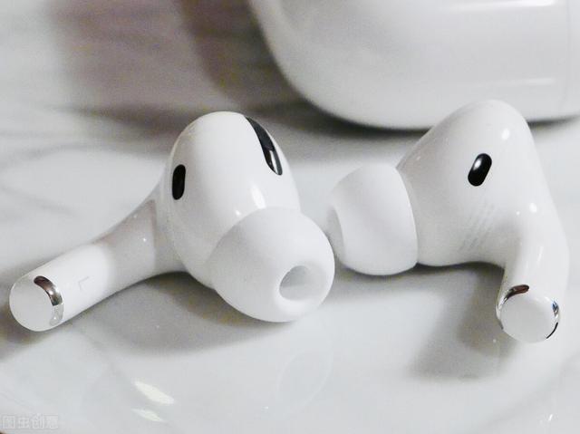 苹果无线耳机如何使用（苹果耳机airpodspro功能使用方法）(1)