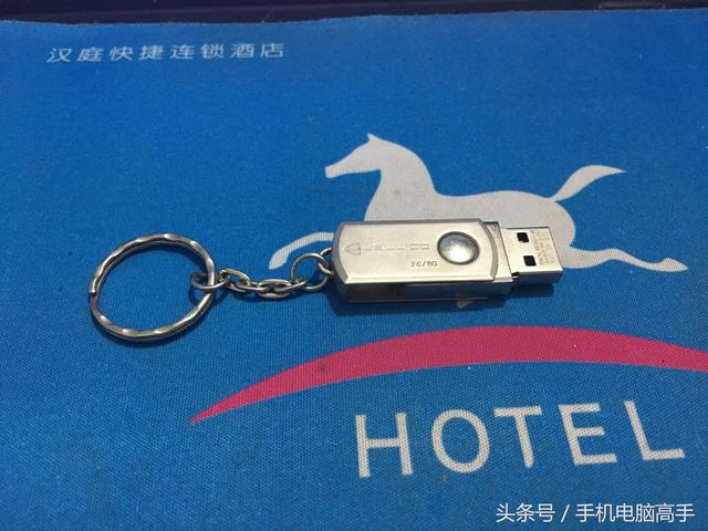 u盘做成启动盘fat32-(u盘做成启动盘后原来的文件还有吗)