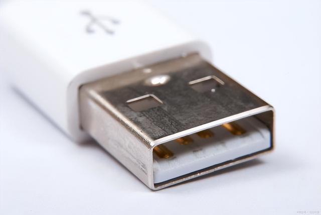 手提电脑进不usb启动不怎么办-(usb在电脑上打不开怎么办)