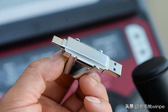 u盘不正常显示怎么回事-(u盘不正常显示怎么回事)